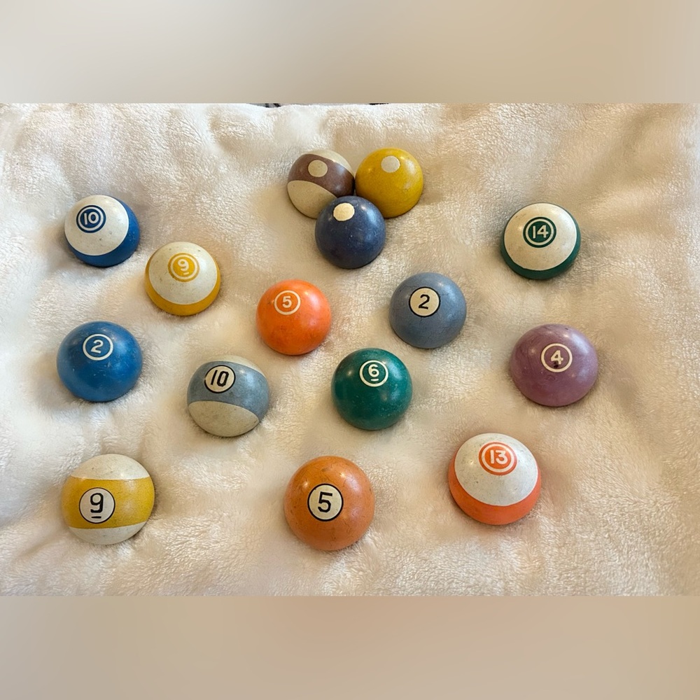 Antique/Vintage Pool/Billiard Balls. Both sides shown in pictures